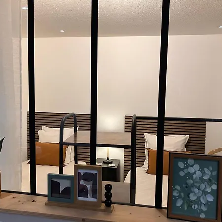 Apartment Calm & Cozy With Parking In