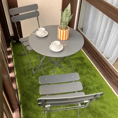 Apartment Calm & Cozy With Parking In
